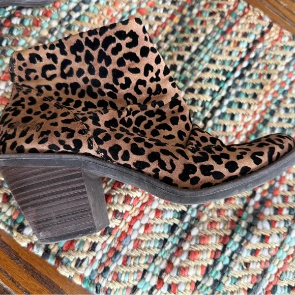 Blowfish Leopard Print Ankle Booties - Picture 5 of 8